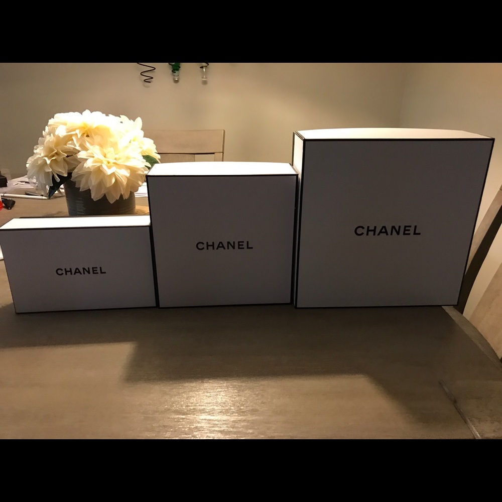 💯❤️Authentic set of 3 Chanel boxes 20$ each or all 4 for 50